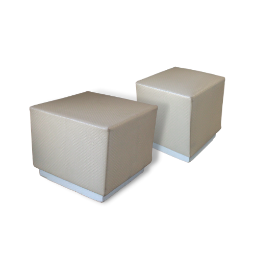 OTTOMAN CAPITONEADO DORADO